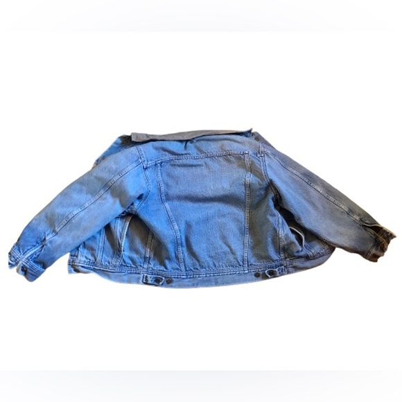 Denver Hayes Blue Denim Jacket with Tan Collar - Picture 7 of 10